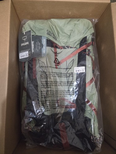 Nwt osprey crazy - x,